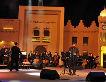 العبدللات والعراقي ينثران النغم الأصيل في سوق واقف